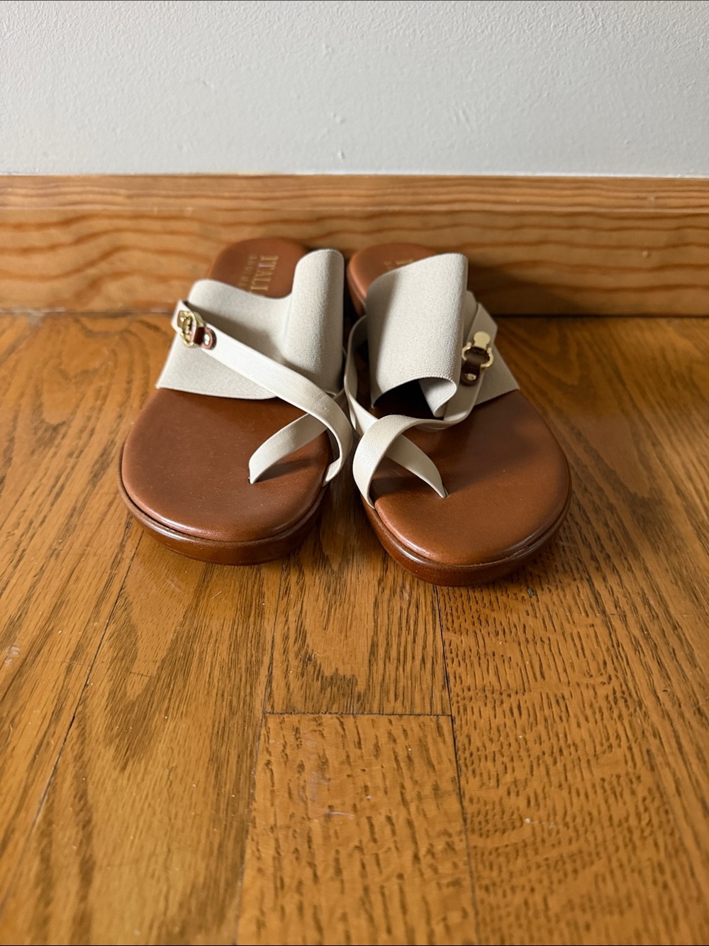 Italian Shoemakers Ivory and Brown Leather Slide Sandals